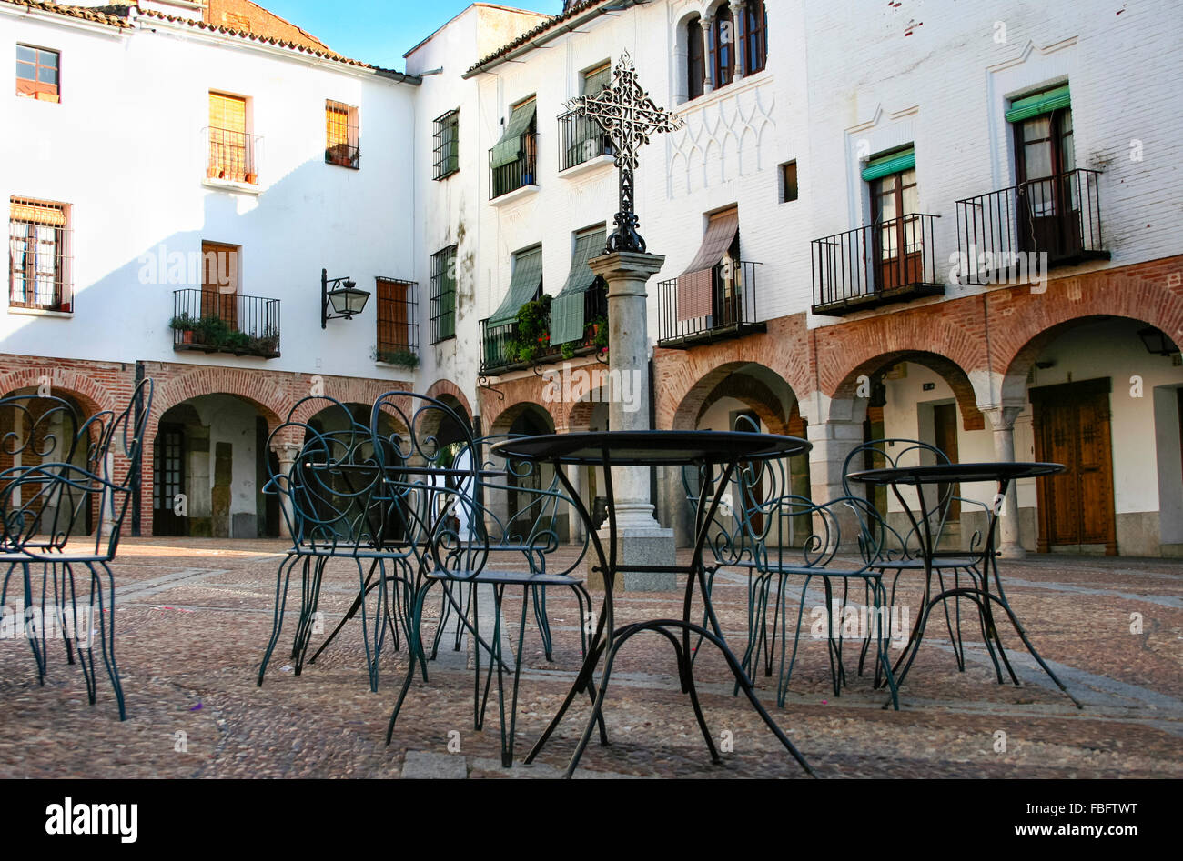 Plaza Chica, piccola piazza di Zafra con tavoli, Badajoz, Spagna Foto Stock