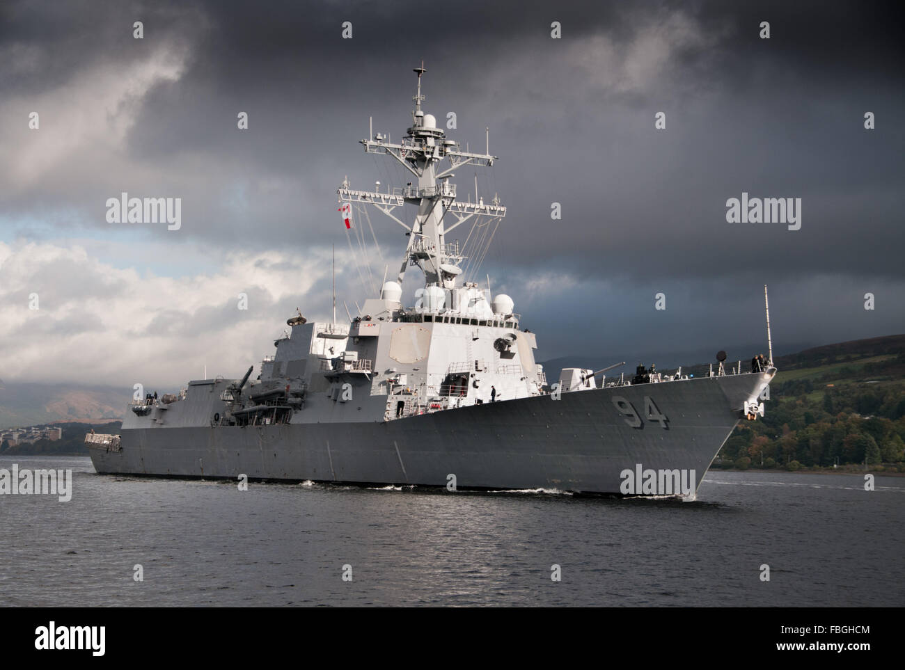 La spina dorsale del Navy US un Arleigh Burke class, distruttore. USS Nitze Foto Stock