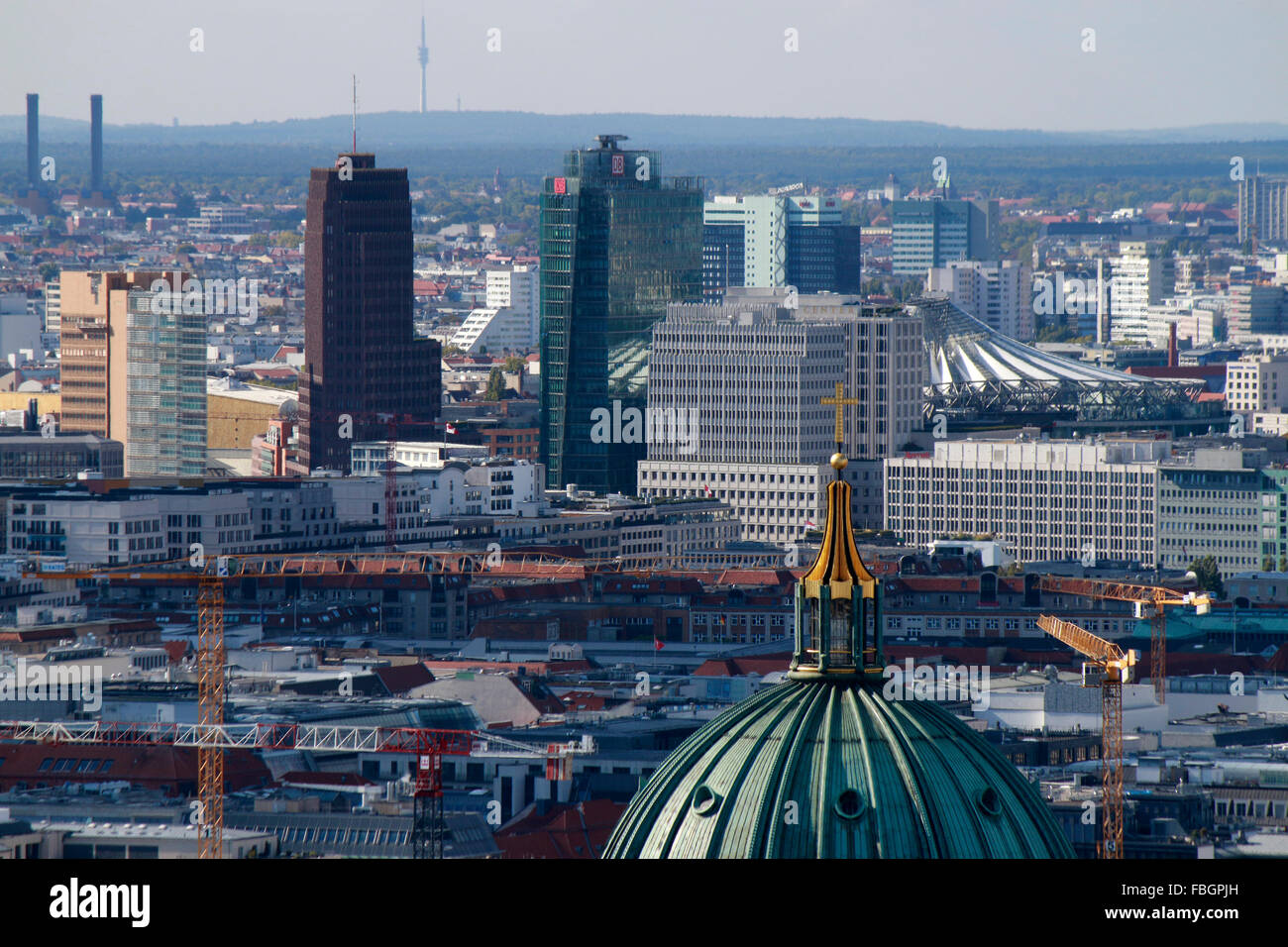 Luftbild: die Hochhaeuser vom Potsdamer Platz di Berlino. Foto Stock