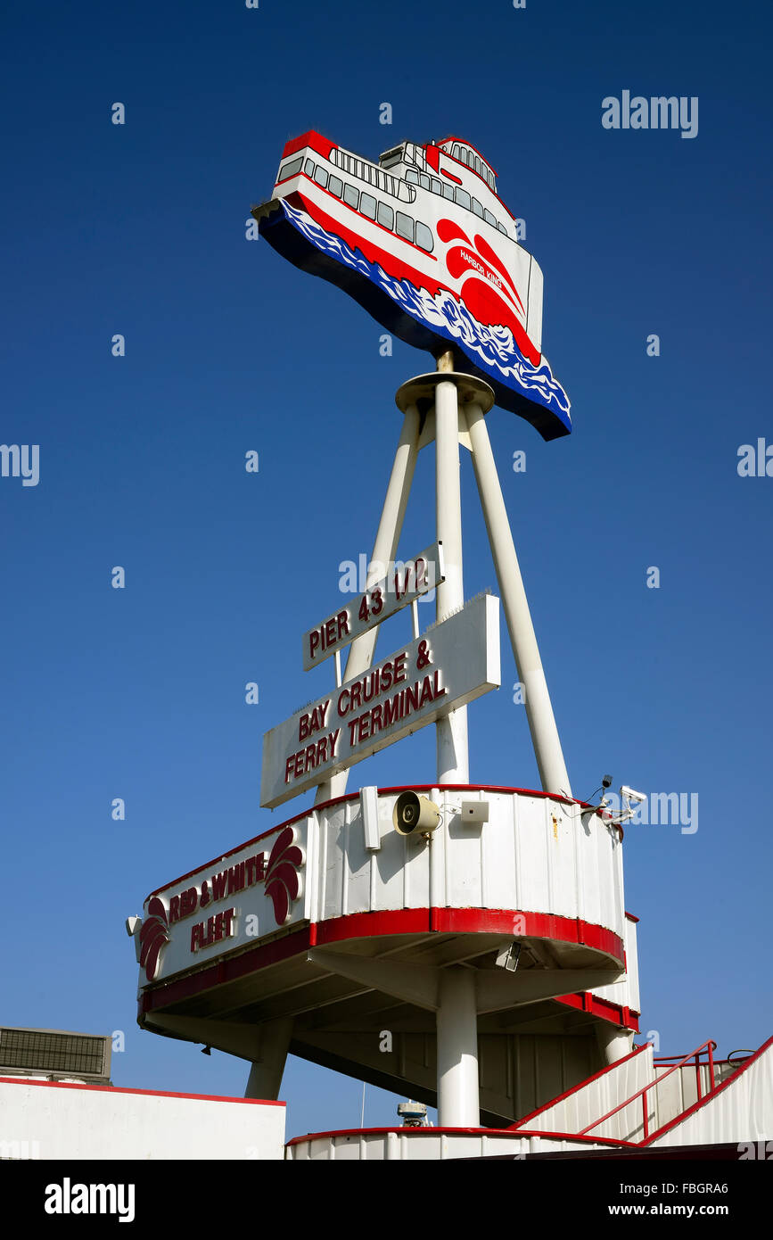 Pier 43 1/2 Fisherman's Wharf di San Francisco CA Ferry Dock Foto Stock