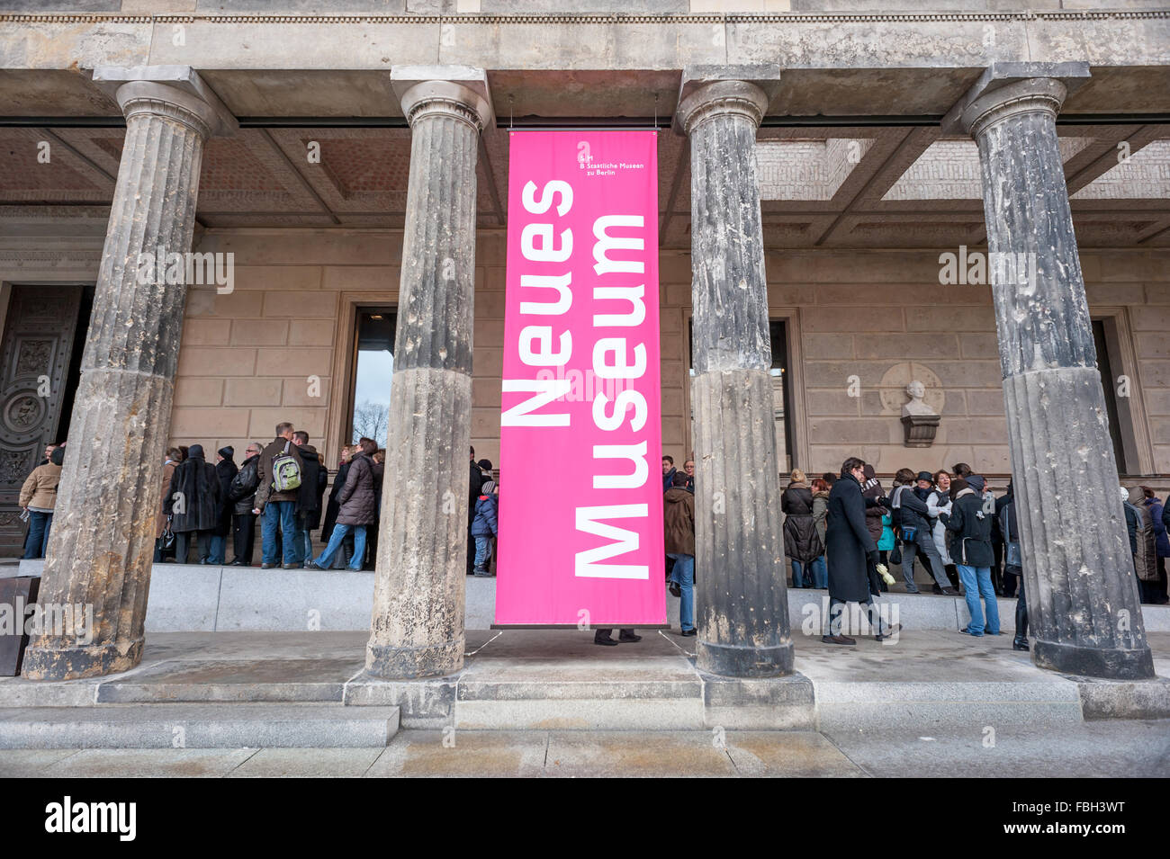 Il Neues Museum a Berlino il Museo Island o Museuminsel. Foto Stock