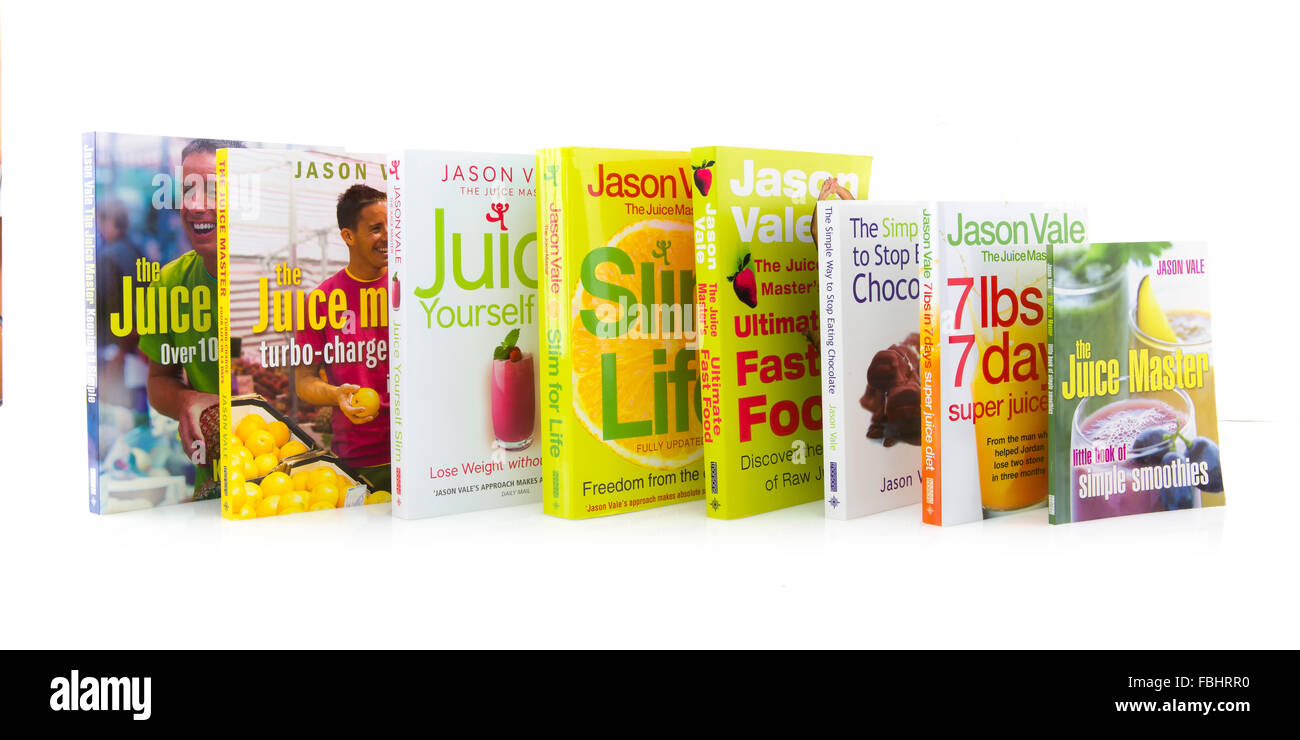 Libri da Jason Vale il succo Master su uno sfondo bianco, la promozione di uno stile di vita sano Foto Stock