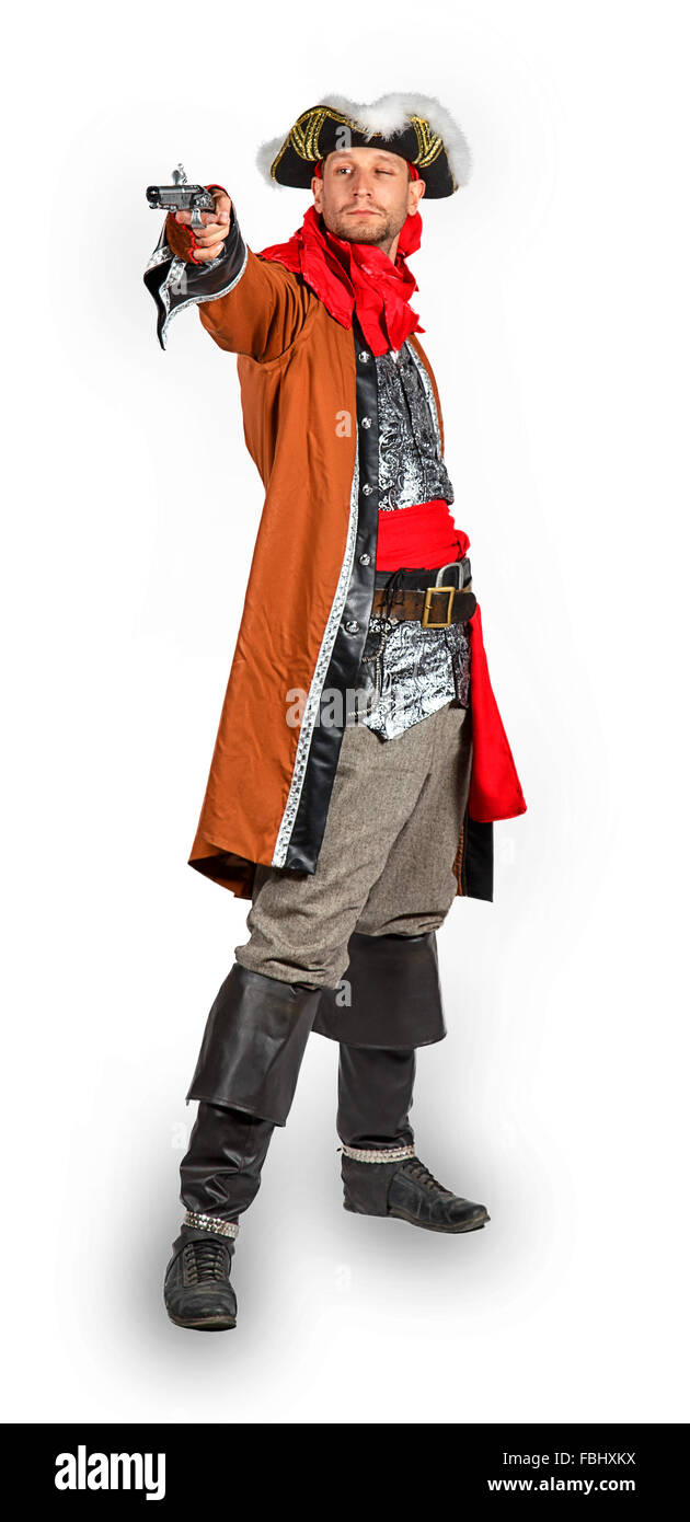 Giovane uomo in un costume da pirata con pistola isolati su sfondo bianco Foto Stock