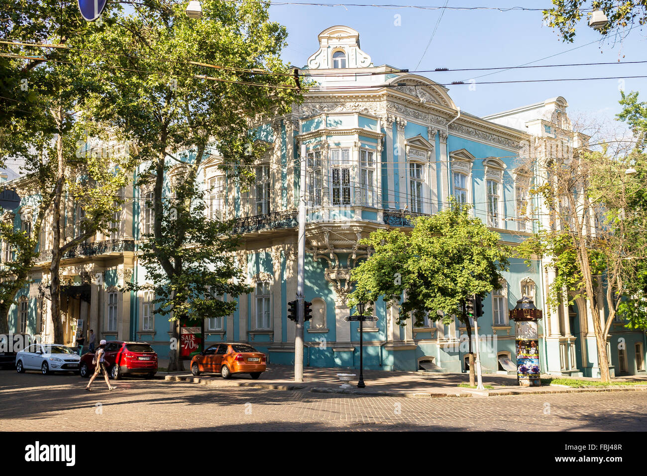 Grande casa di Odessa durante l'estate. L'Ucraina. Foto Stock