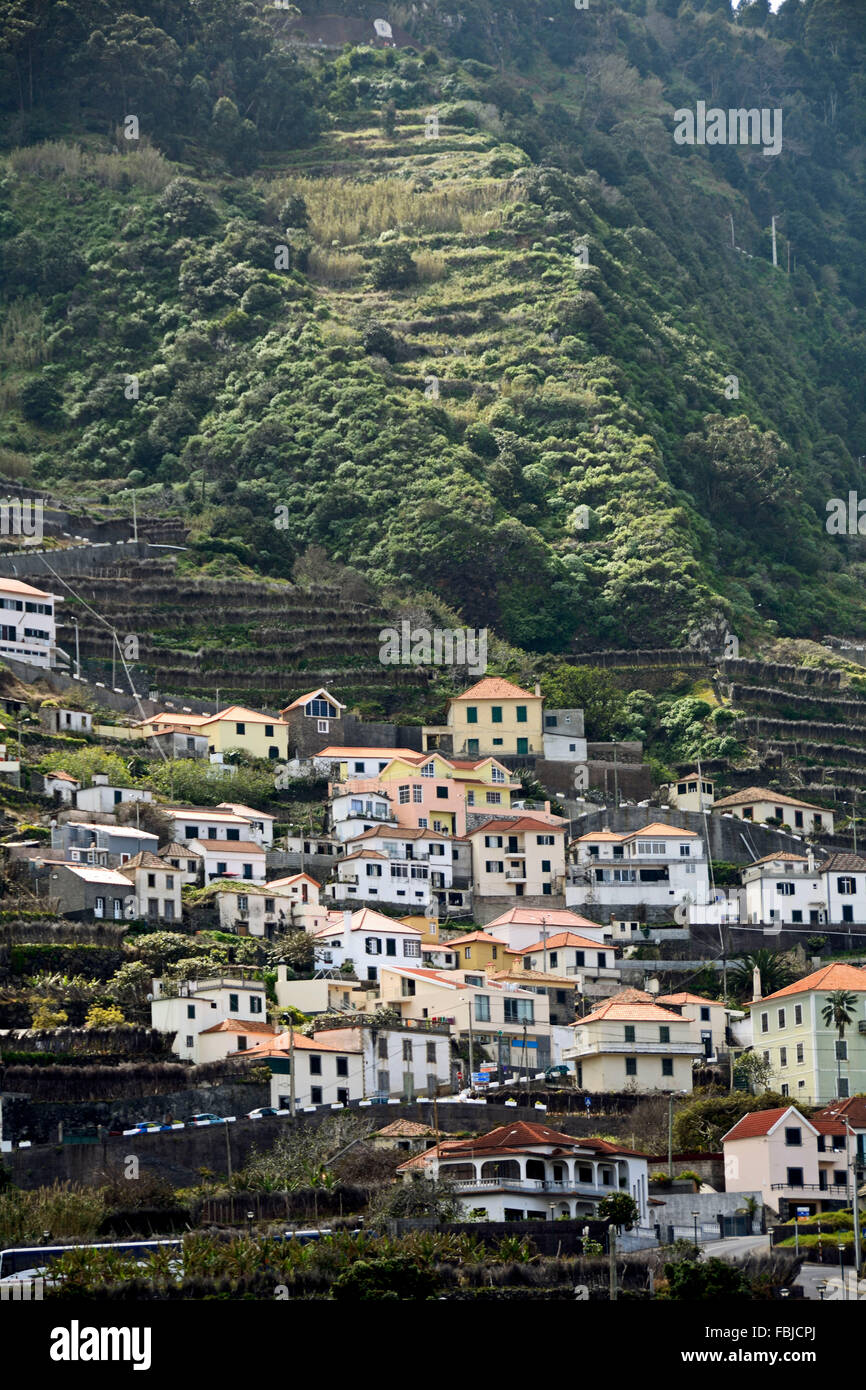 Madera, townscape di Porto Moniz Foto Stock