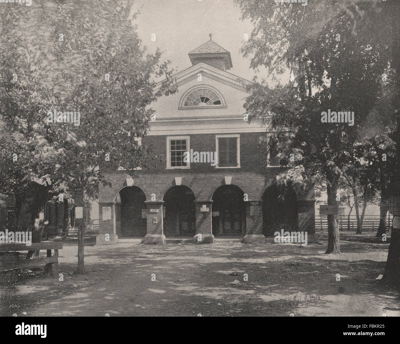 Il Tribunale vecchio, Bowling Green, Virginia, antica stampa 1895 Foto Stock