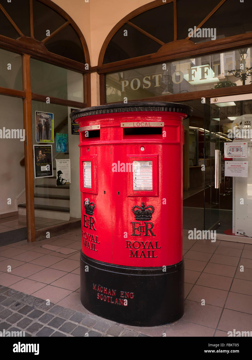 Ufficio postale sulla Rocca di Gibilterra all'ingresso del Mare Mediterraneo Foto Stock
