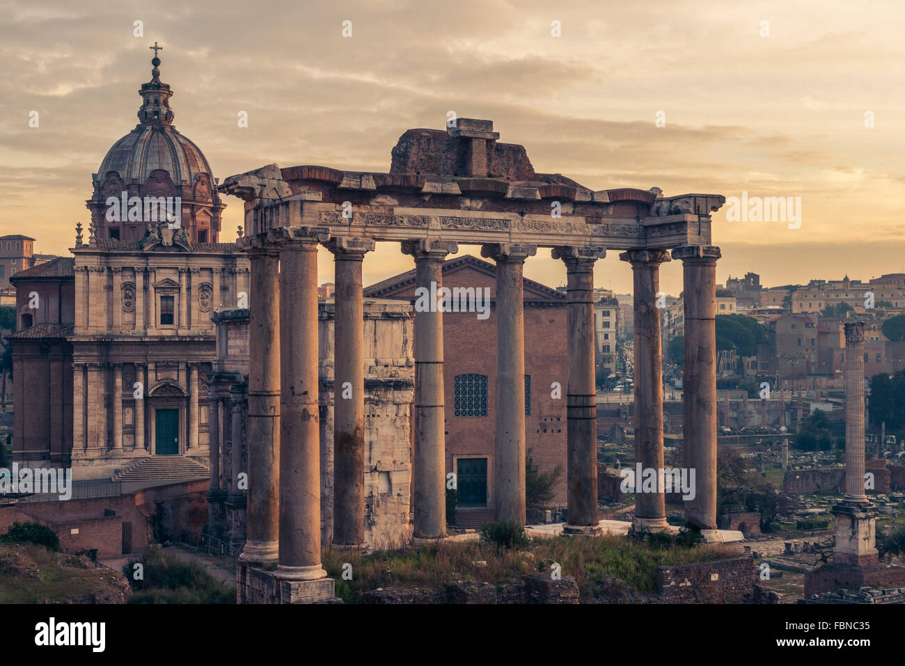 Roma, Italia: il Foro Romano Foto Stock