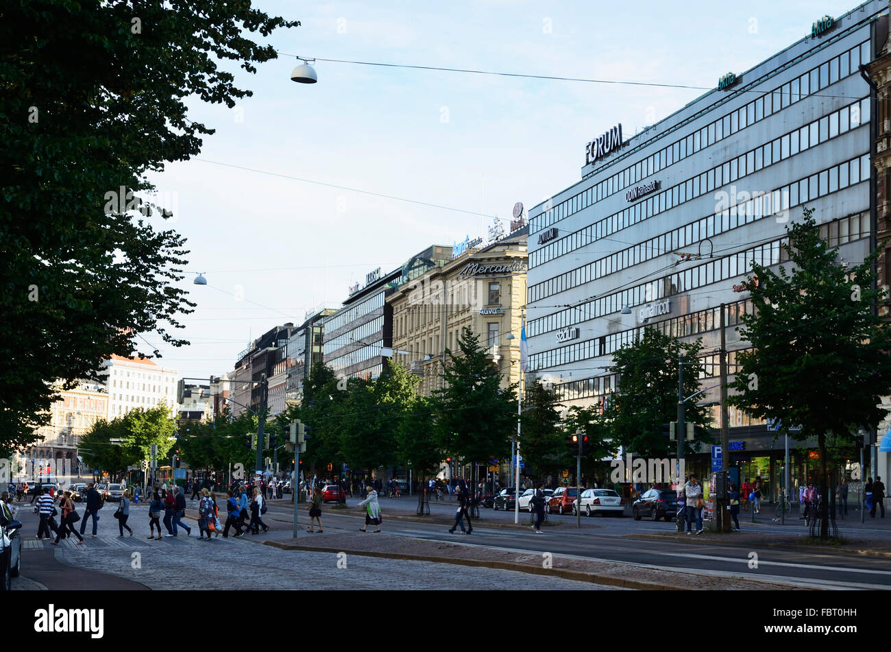 Mannerheimintie Street. Helsinki, Finlandia. Foto Stock