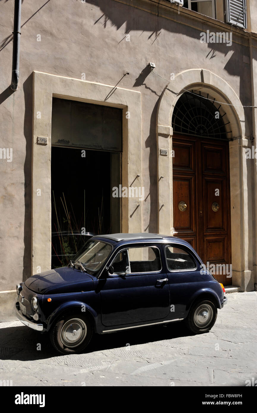 L'Italia, Toscana, Siena, Fiat 500 Foto Stock