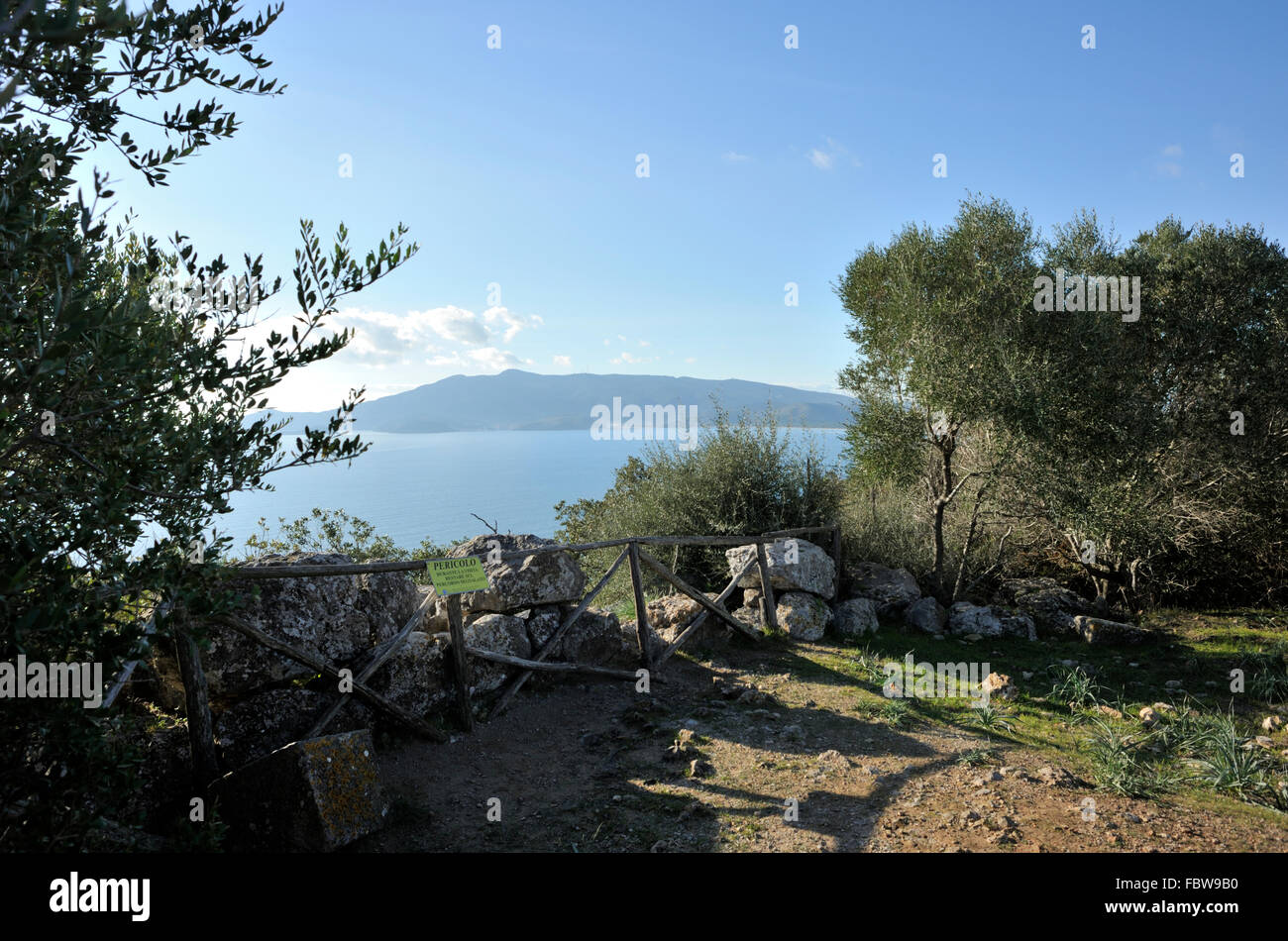 L'Italia, Toscana, Argentario, Orbetello, Ansedonia, vista dall'antica città romana di Cosa Foto Stock