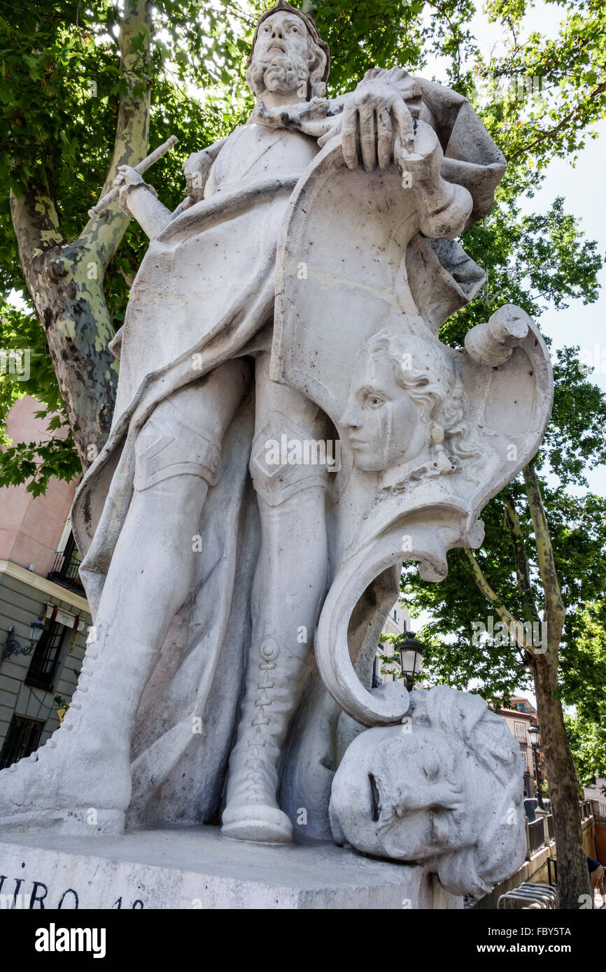 Madrid Spagna,Europa europea,Spagnolo,Centro,Plaza de Oriente,Palacio Real de Madrid,Palazzo reale,statua,Re Ramiro i,Spain150707023 Foto Stock