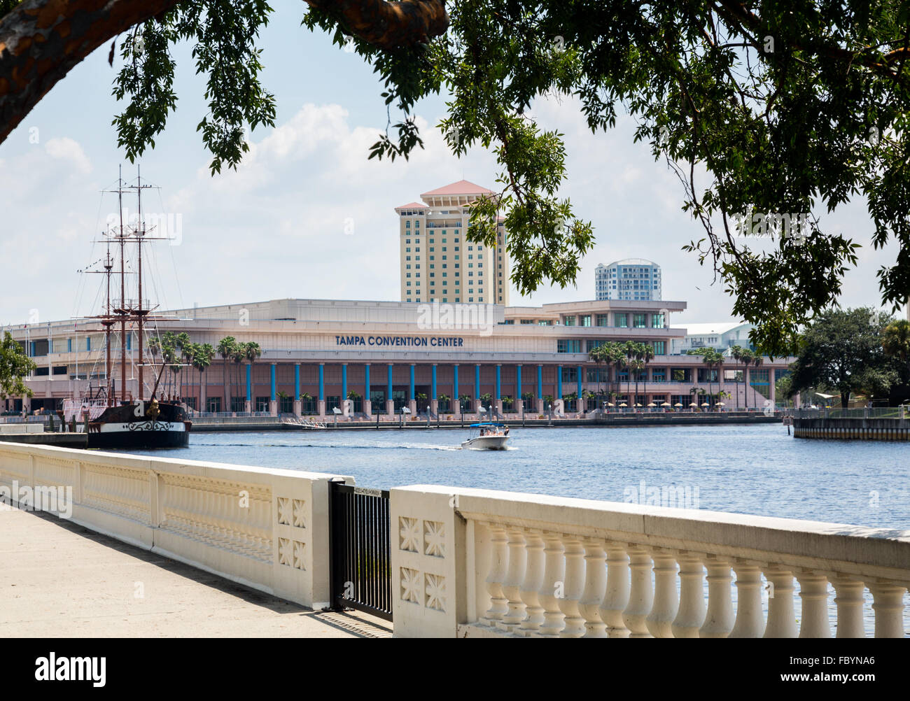 Skyline della città di Tampa Florida durante il giorno Foto Stock