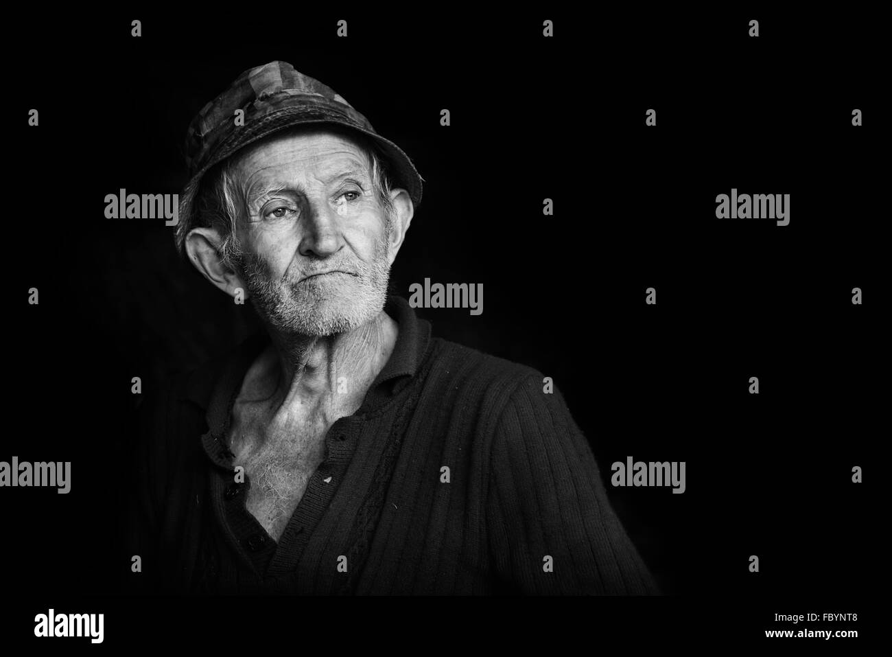 Ritratto di un uomo anziano dal distretto di Maramures Foto Stock