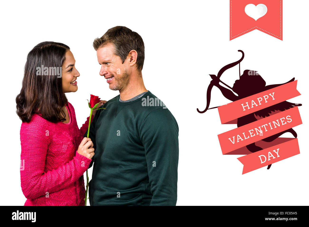 Immagine composita della coppia sorridente con red rose Foto Stock