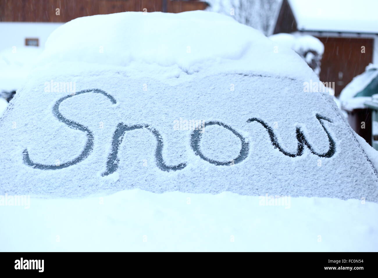 Neve sul parabrezza Foto Stock