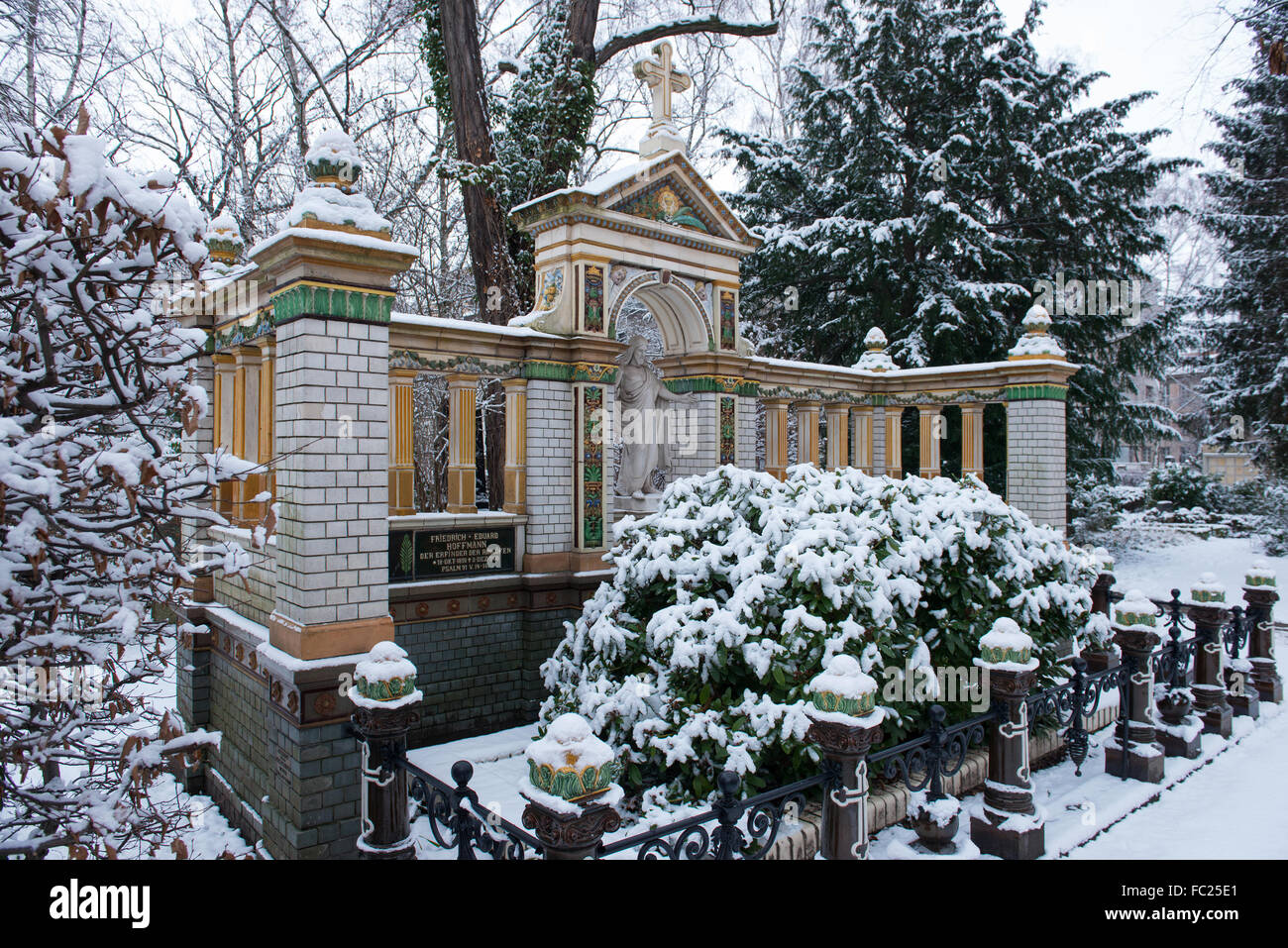 Il cimitero di Dorotheenstadt Berlino,tomba di Eduard Friedrich Hoffmann, Germania Foto Stock