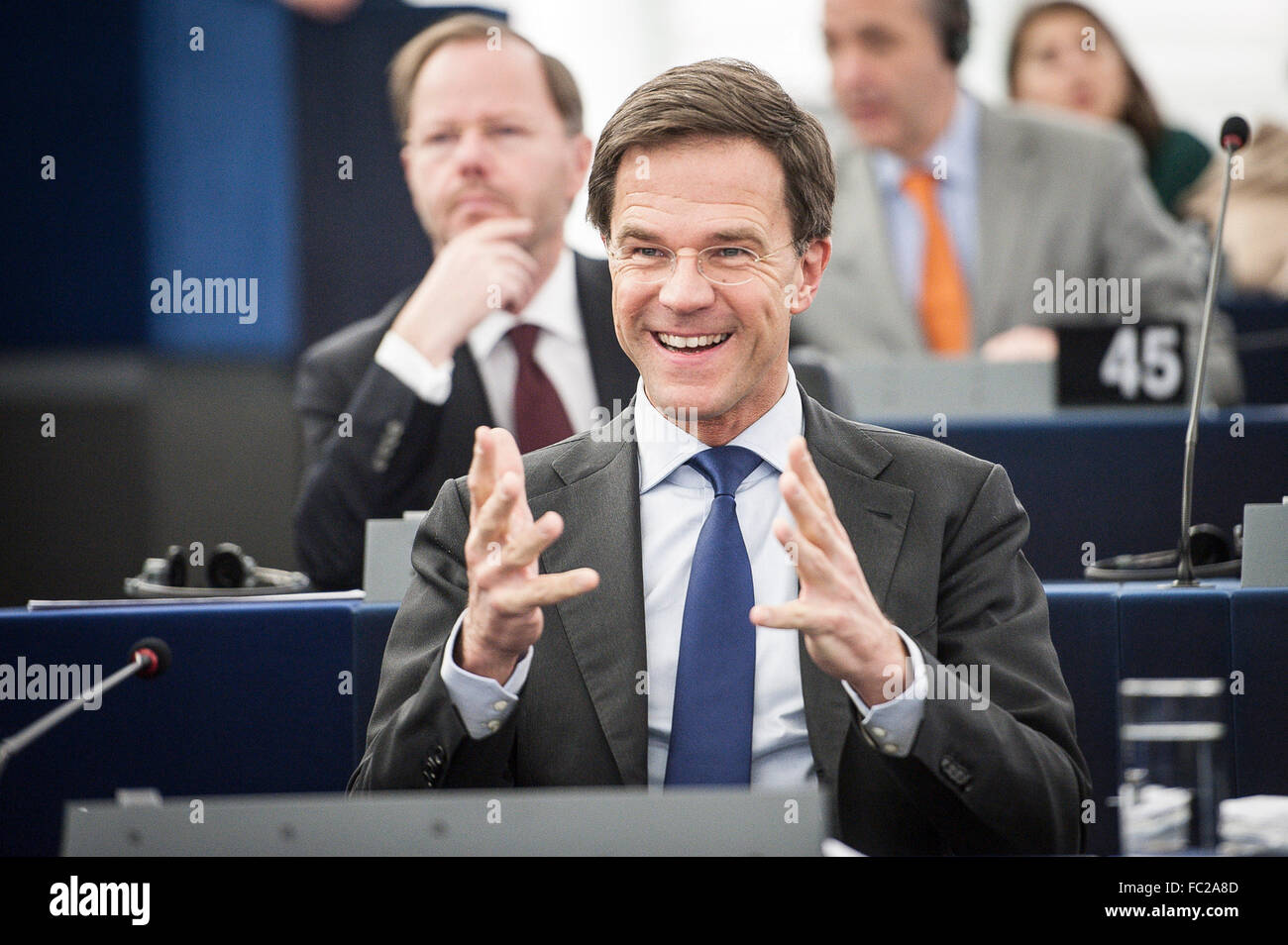 Il Primo Ministro olandese Mark Rutte durante la discussione sul programma di attività della Presidenza olandese del Consiglio al Parlamento europeo sede a Strasburgo, Francia su 20.01.2016 da Wiktor Dabkowski Foto Stock