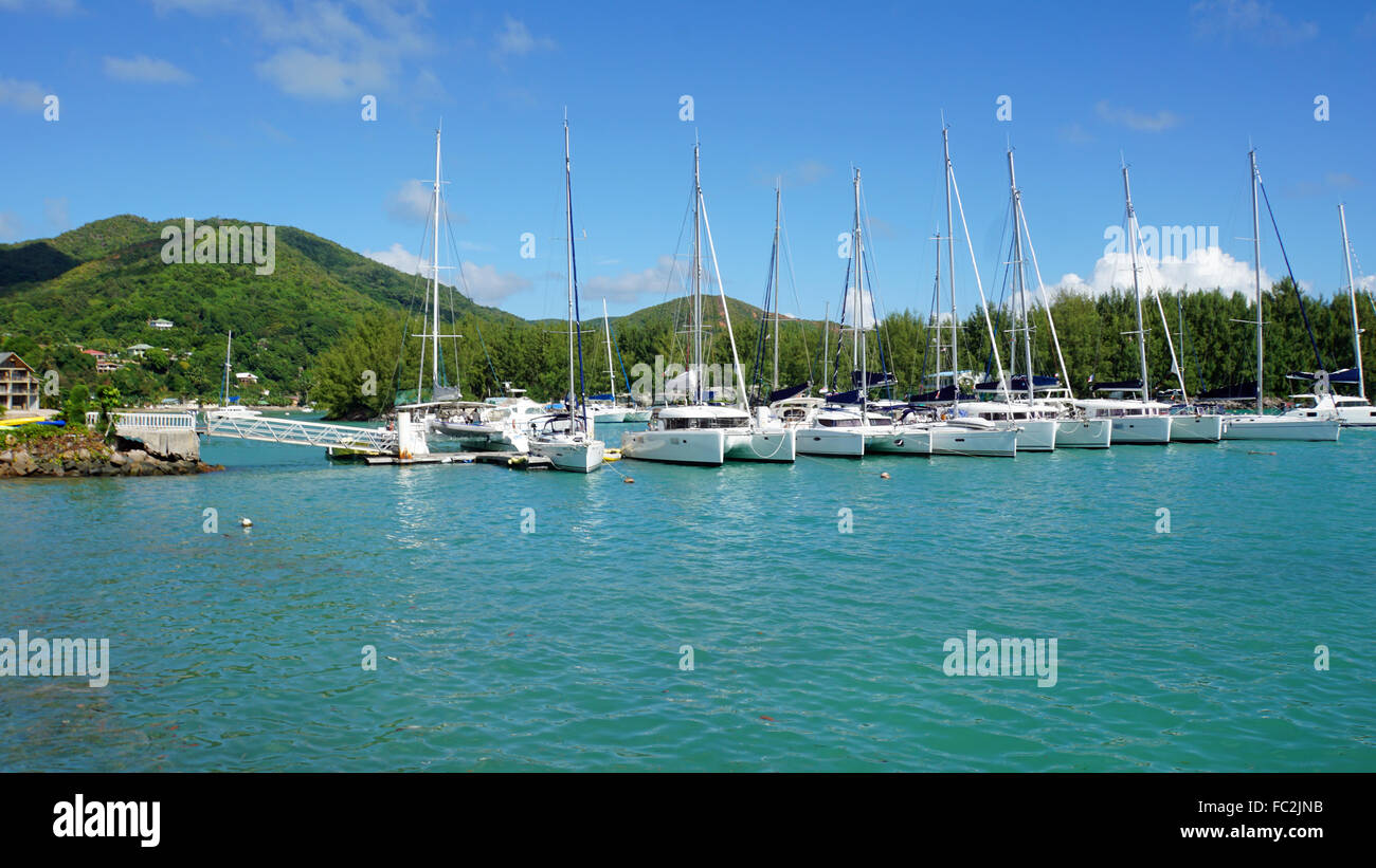 Porto tropicale sull'isola di Praslin Foto Stock