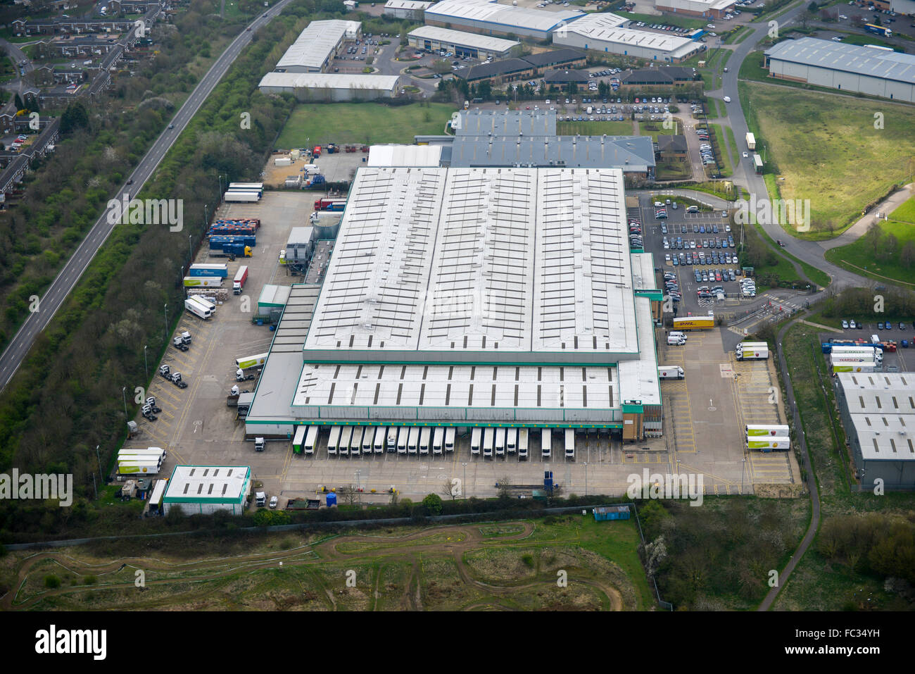 Una veduta aerea del Park Farm Industrial Estate di Wellingborough, Northamptonshire Foto Stock