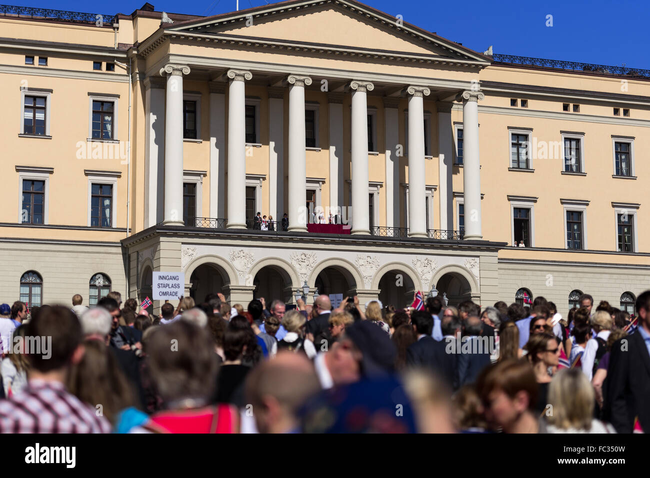 Costituzione norvegese giorno e la famiglia reale Foto Stock