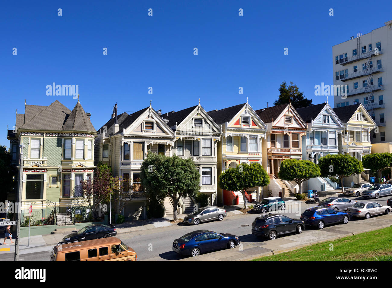 "Painted Ladies' di Alamo Square, San Francisco, California, Stati Uniti d'America Foto Stock