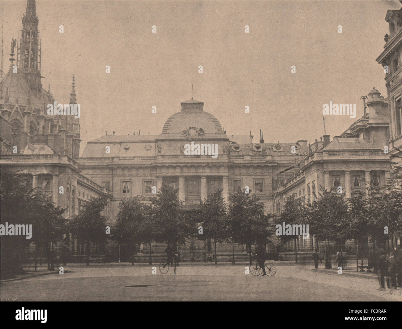 Comune di Parigi 1871. Le Palais de Justice, antica stampa c1873 Foto Stock