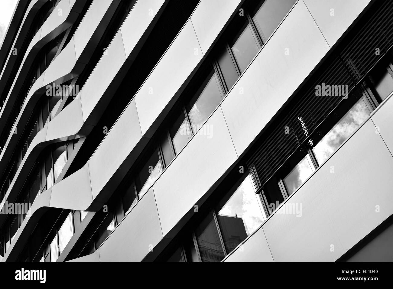 Facciata di un edificio per uffici a Berlino Foto Stock