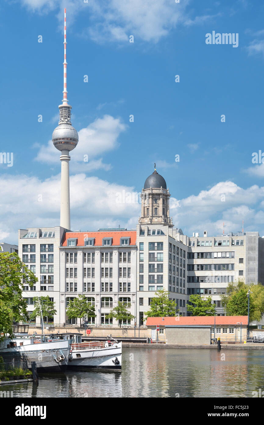 Vista dal Fischerinsel a Berlino Foto Stock