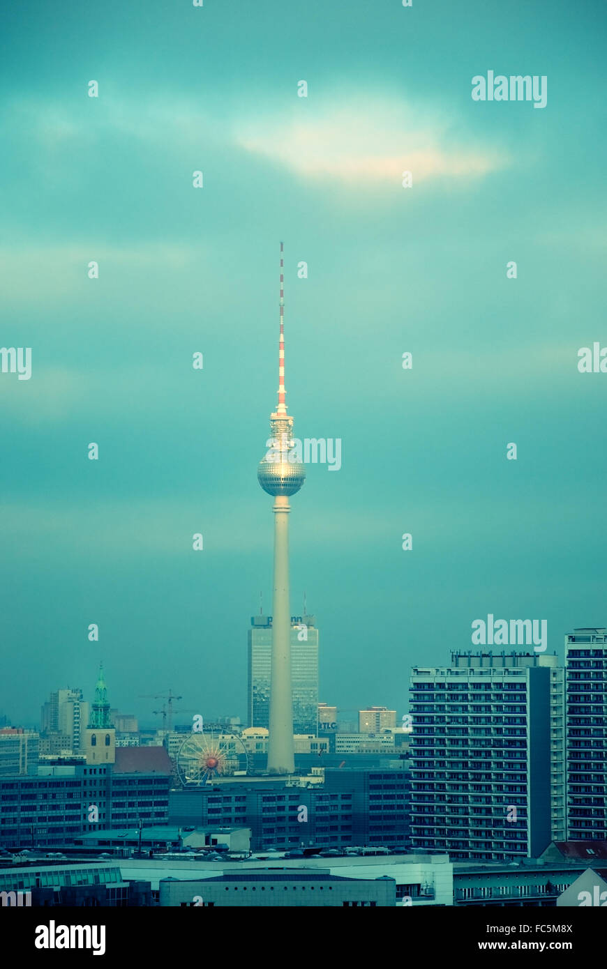 Berlino torre della televisione skyline Foto Stock