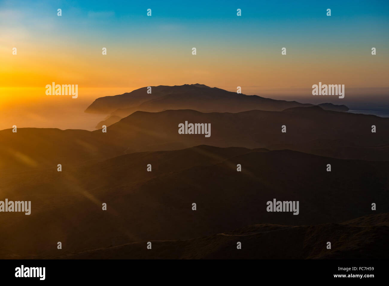 Isola Catalina nella nebbia, California, Regno fasi Foto Stock