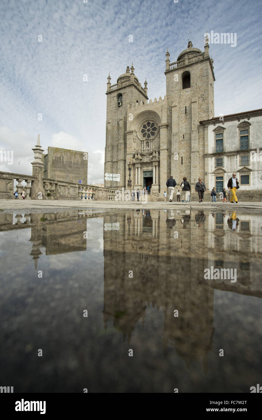 Europa PORTOGALLO Porto Cattedrale Sé Foto Stock