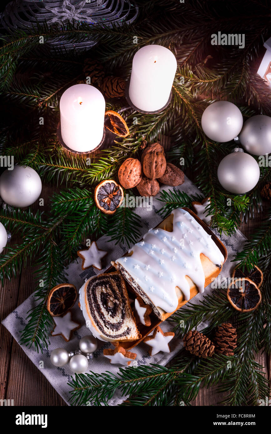 Natale di semi di papavero torta Foto Stock