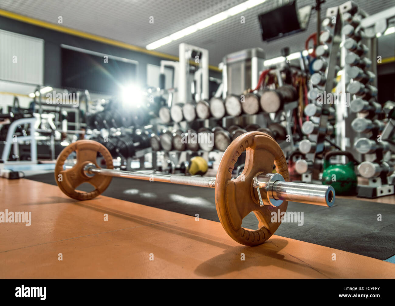 peso in palestra Foto Stock