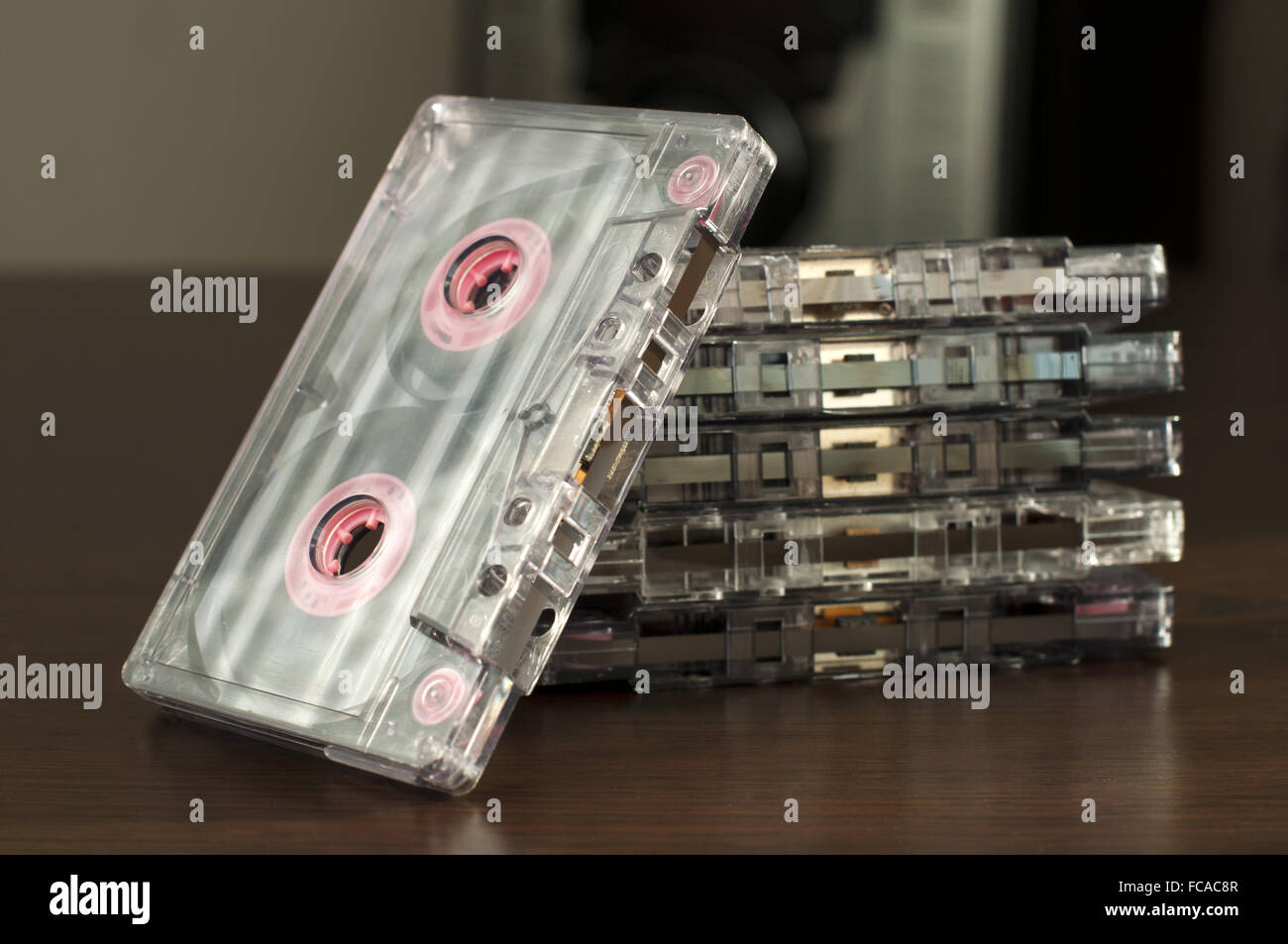 Pila di audio cassette a nastro Foto Stock