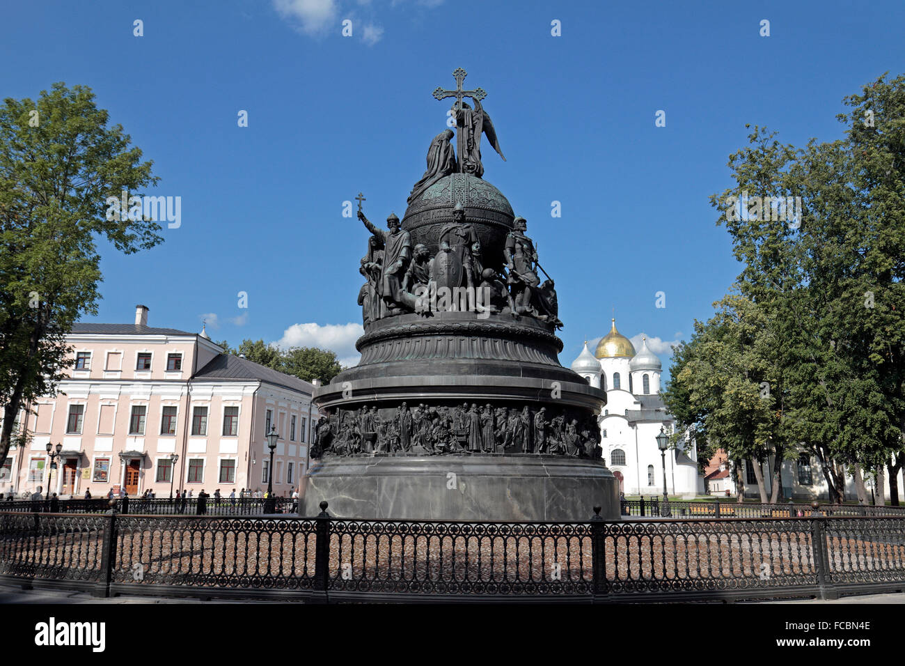 Il Millennio della Russia un monumento nel parco del Cremlino, Veliky Novgorod Oblast di Novgorod, Russia. Foto Stock