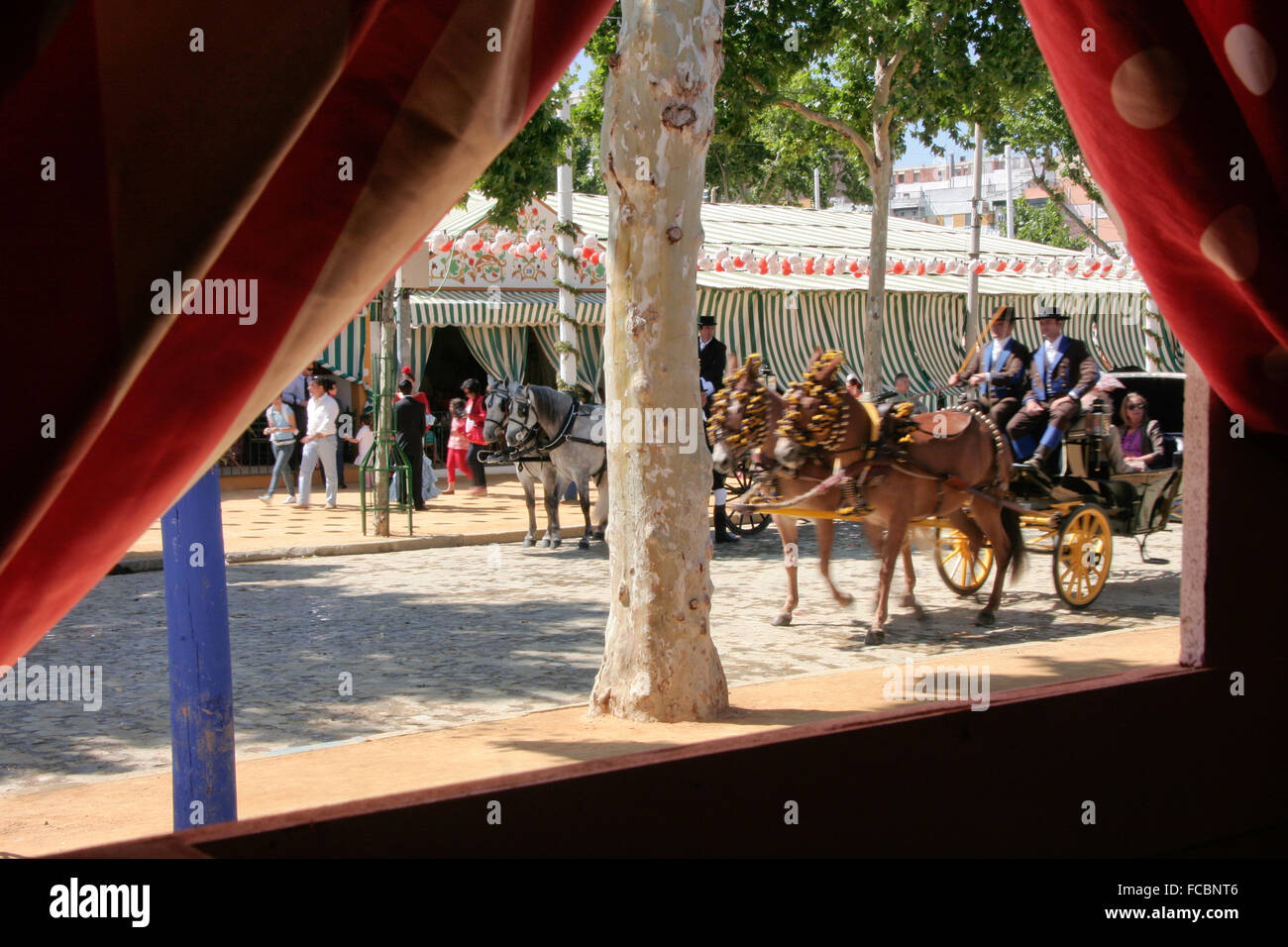 Siviglia, Spagna, 2 maggio 2009: tradizionale carrello al festival di Siviglia. Il 2 maggio 2009 a Siviglia, Spagna Foto Stock