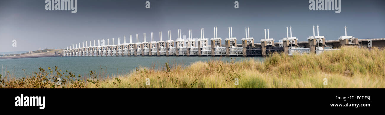 I Paesi Bassi, Kamperland, Oosterschelde Flood Barrier. Parte delle opere del Delta. Vista panoramica Foto Stock