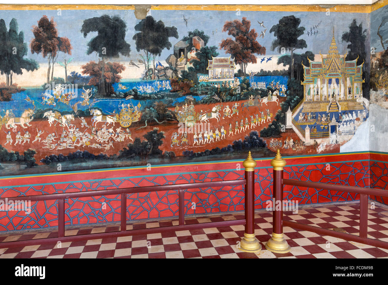 Il murale del Ramayana epico, murale, Pagoda d'argento, Palazzo Reale di Phnom Penh, Cambogia Foto Stock