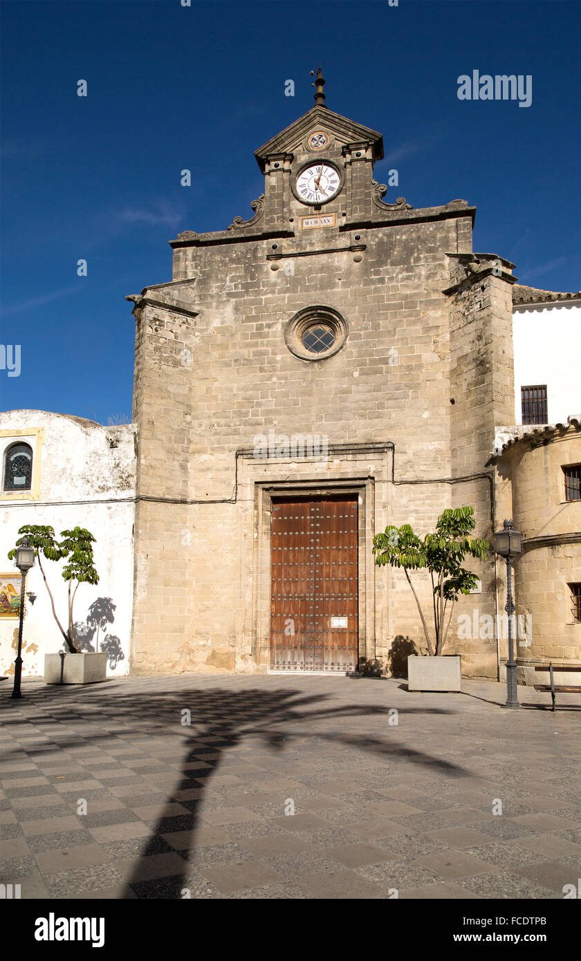 Facciata del convento della chiesa di Santo Domingo, Jerez de la Frontera, Spagna Foto Stock