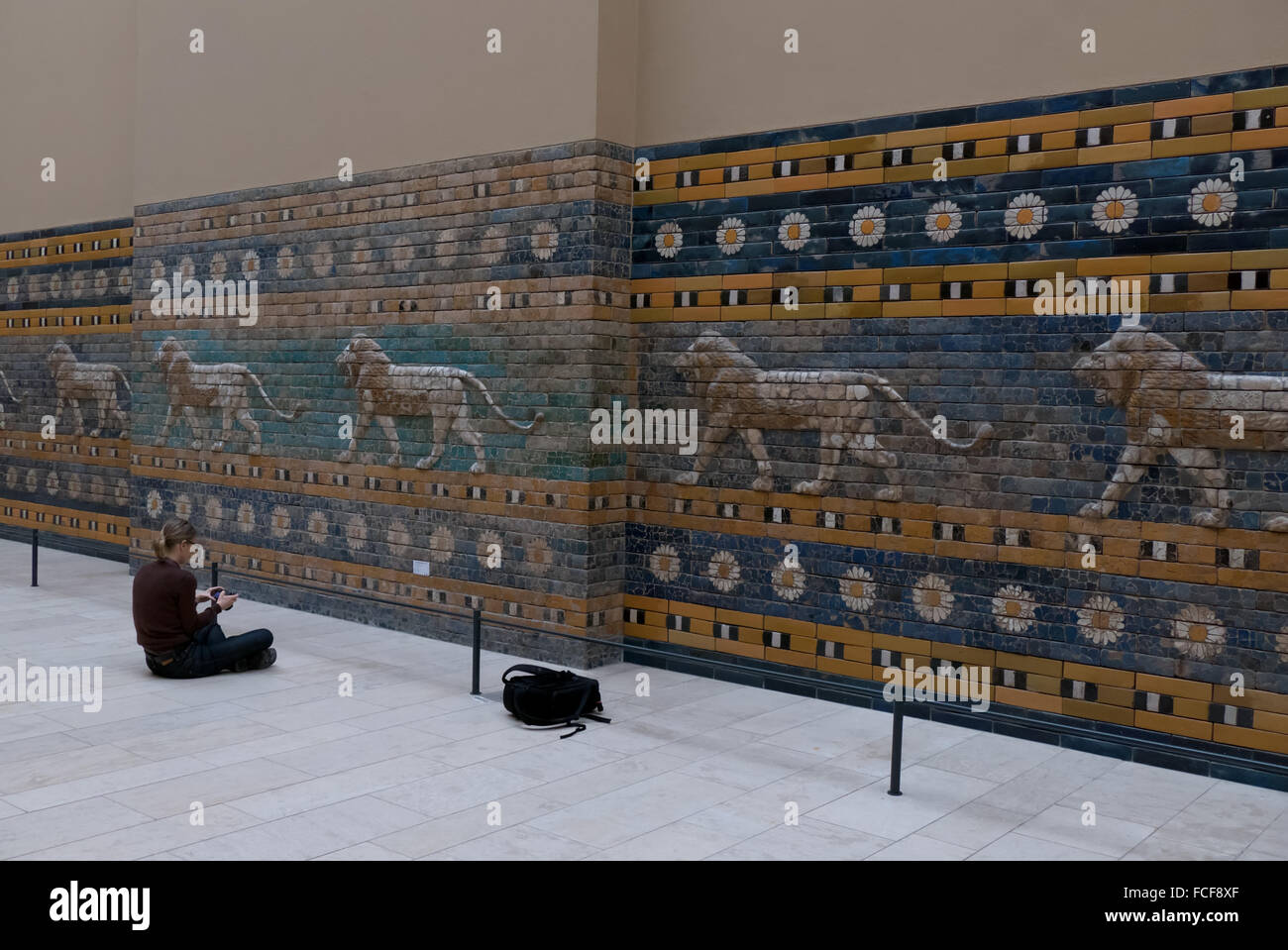 Berlino, città tedesca, la Germania, l'Europa. La ricostruzione della strada processionale di Babilonia presso il Pergamon Museum, Pergamonmuseum Foto Stock