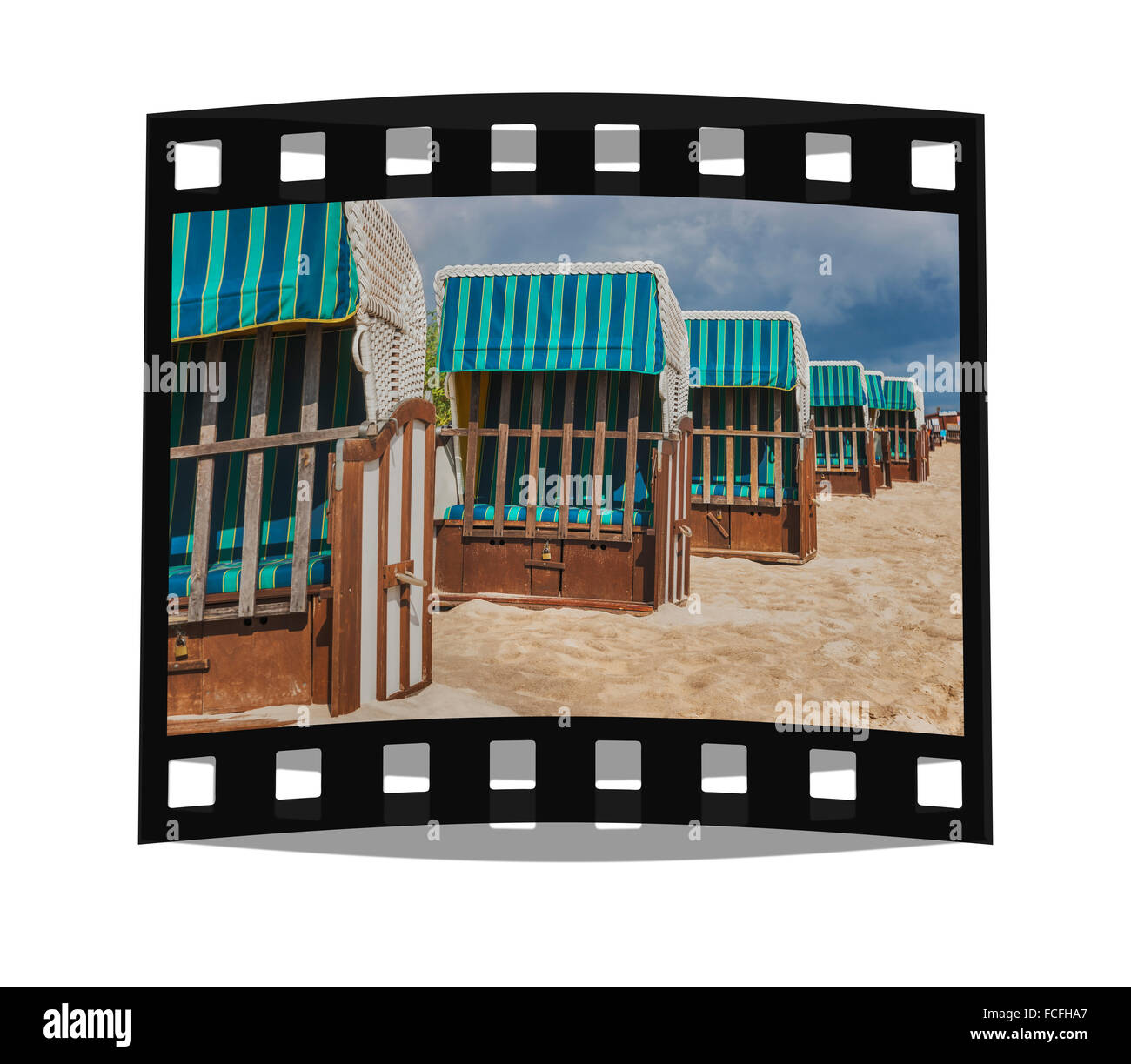 Sedie da spiaggia sul Mar Baltico, Bansin, isola di Usedom, Meclemburgo-Pomerania Occidentale, Germania, Europa Foto Stock