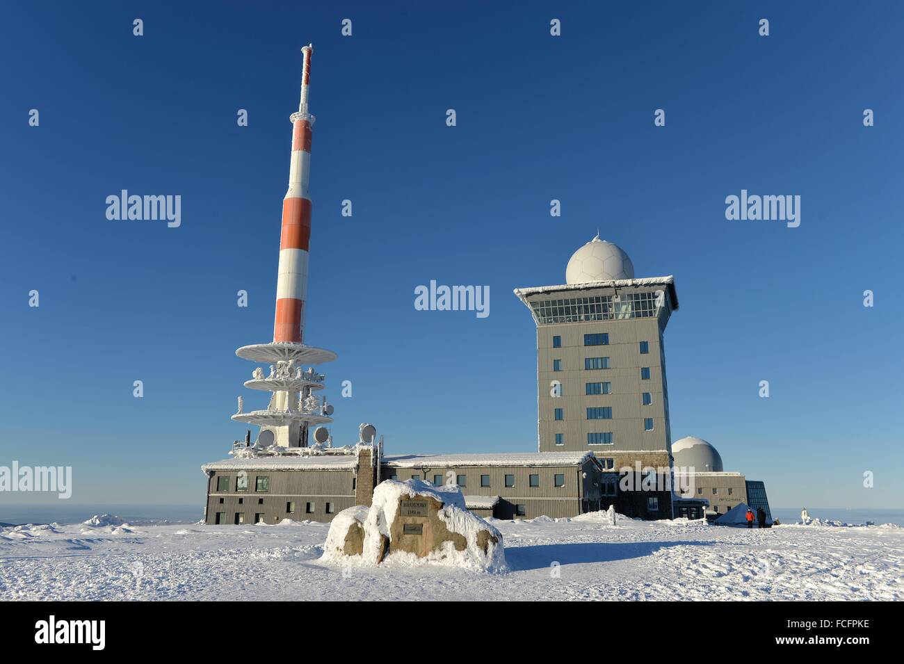 Il picco della montagna "Brocken' nella catena montuosa di Harz, Germania, 21. Gennaio 2016. Foto: Frank può Foto Stock