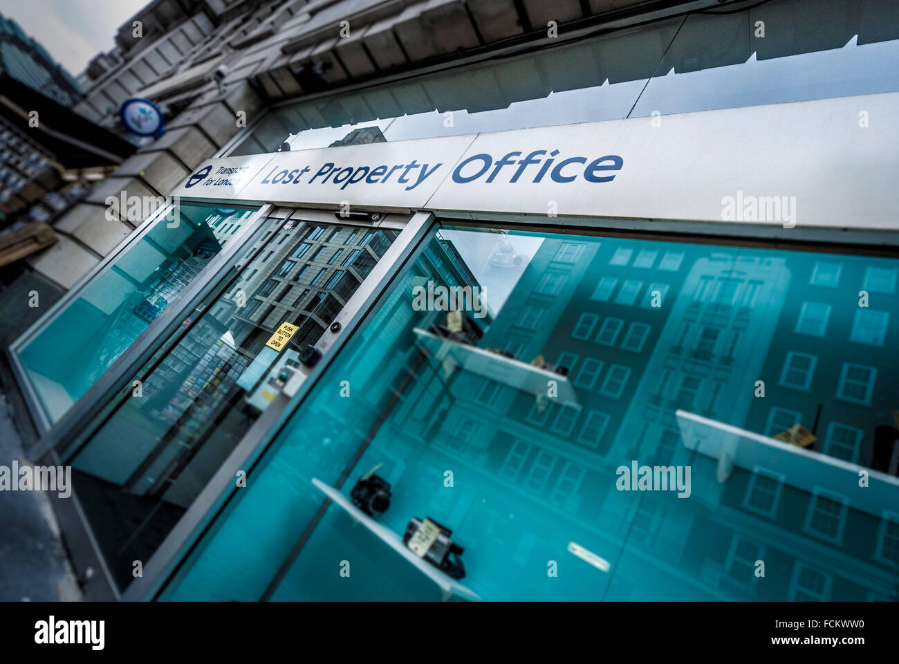 Trasporto per Londra Oggetti Smarriti, Londra, Regno Unito. Foto Stock