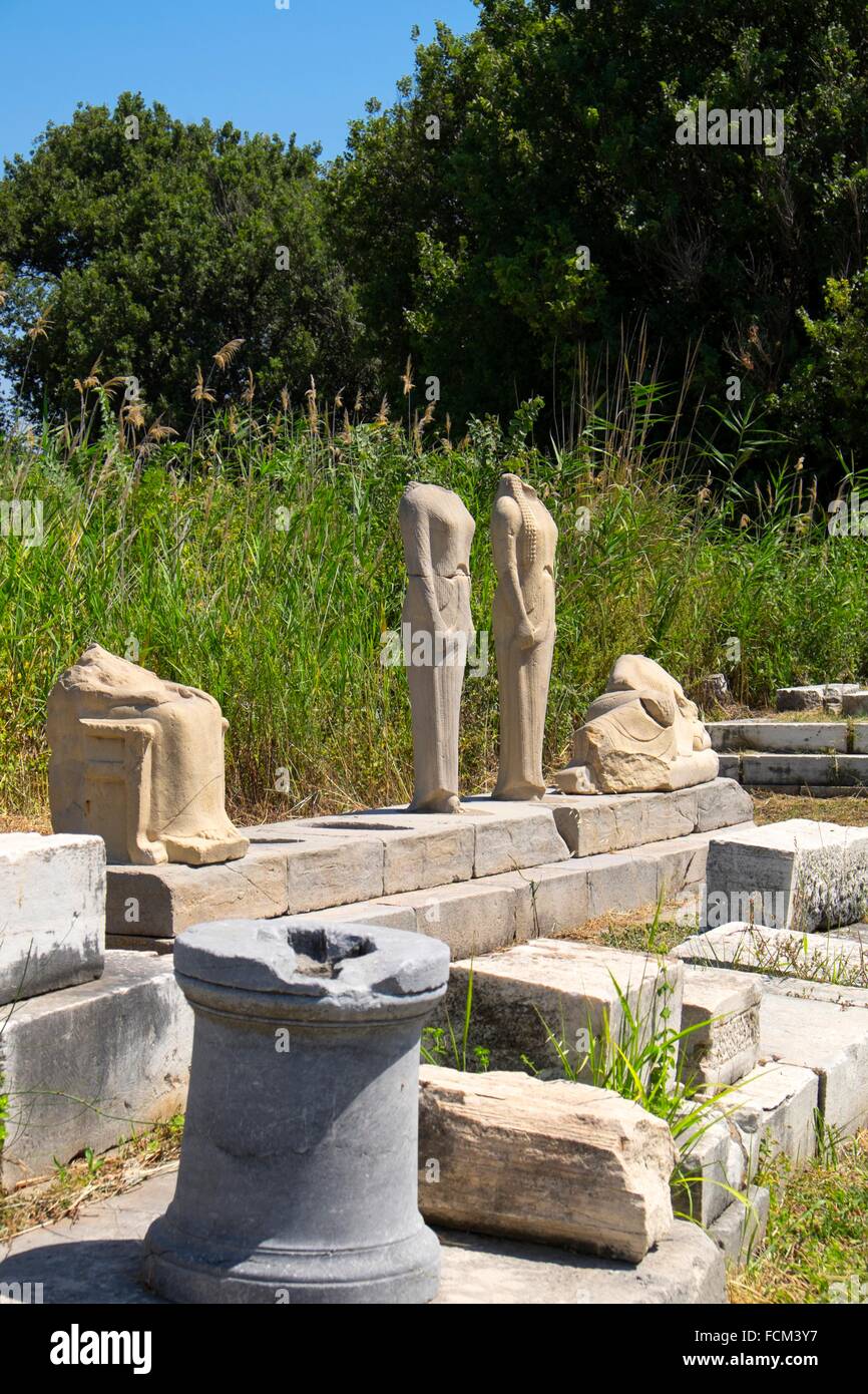 Il Geneleos gruppo scultoreo, Heraion di Samos, Samos Island, a nord delle isole del Mar Egeo, in Grecia, in Europa Foto Stock
