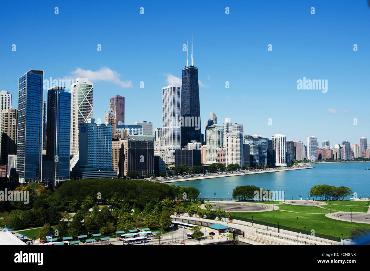Chicago, il lago Michigan, Illinois, Stati Uniti d'America, Usa, skyline dal Navy Pier, il lago di punto, Torre di John Hancock Center Foto Stock