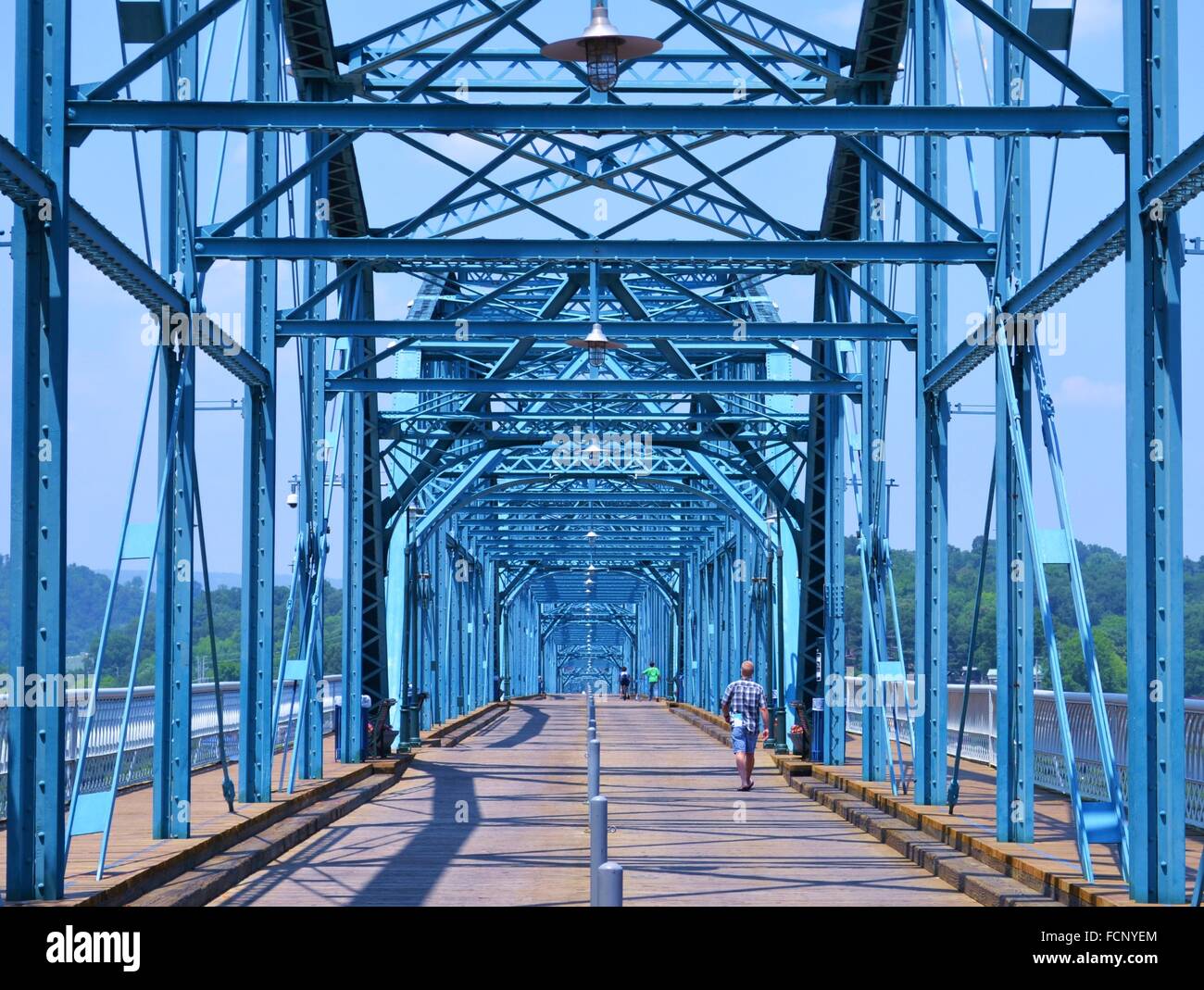 Il blue Walnut Street Bridge a Chattanooga, Tennessee Foto Stock