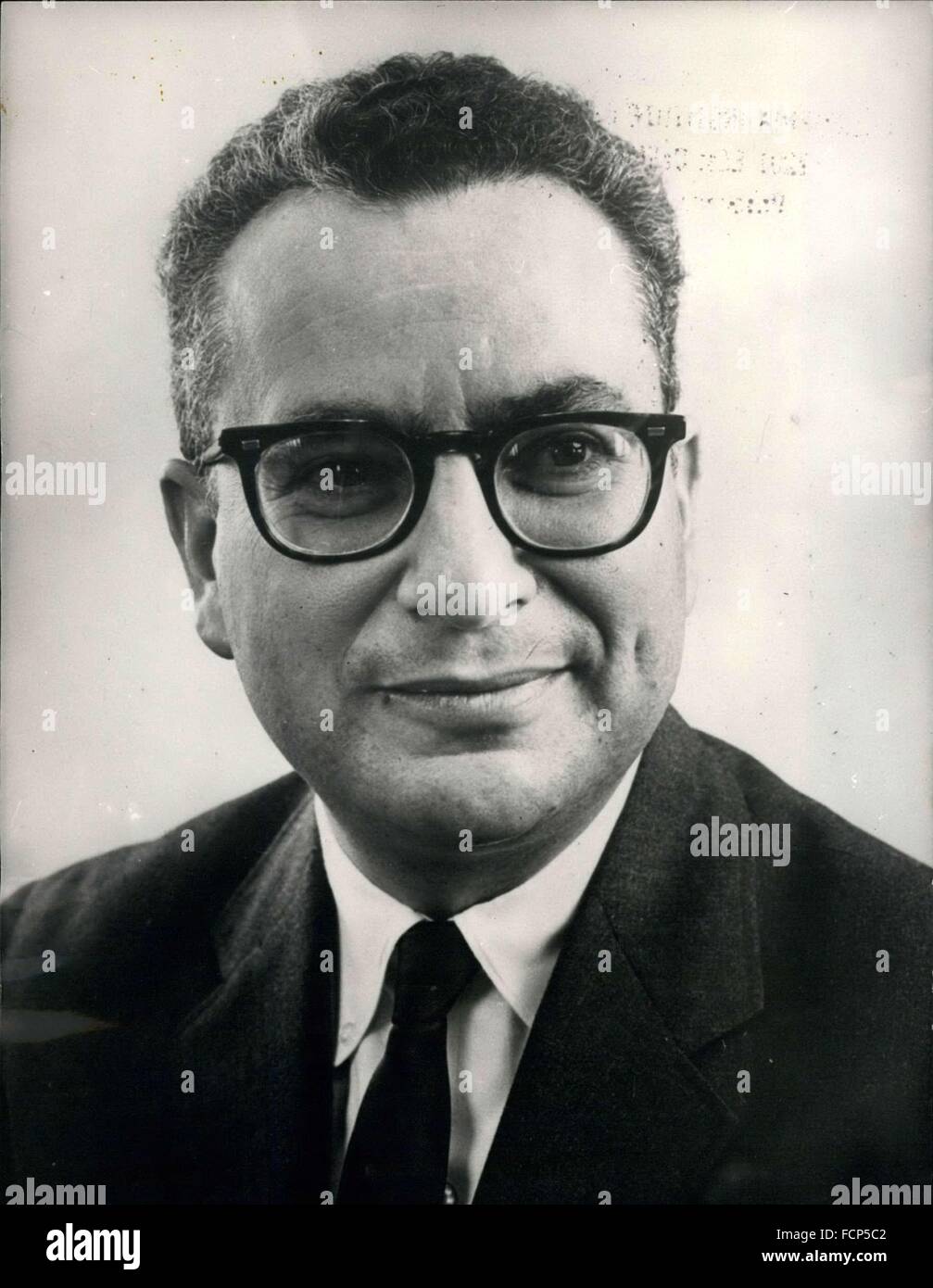 1969 Vincitore del Premio Nobel per la fisica. Il dottor Murray Gell-Mann. La foto mostra il dottor Murray Gell-mann vincitore del 1969 Premio Nobel per la fisica. Egli era nato nel 1929 a New York ed è professore presso il California Institute of Technology. Il premio nobel è stato assegnato a lui per il suo contributo e scoperte riguardanti la classificazione di particelle elementari e le loro interazioni. © Keystone Pictures USA/ZUMAPRESS.com/Alamy Live News Foto Stock