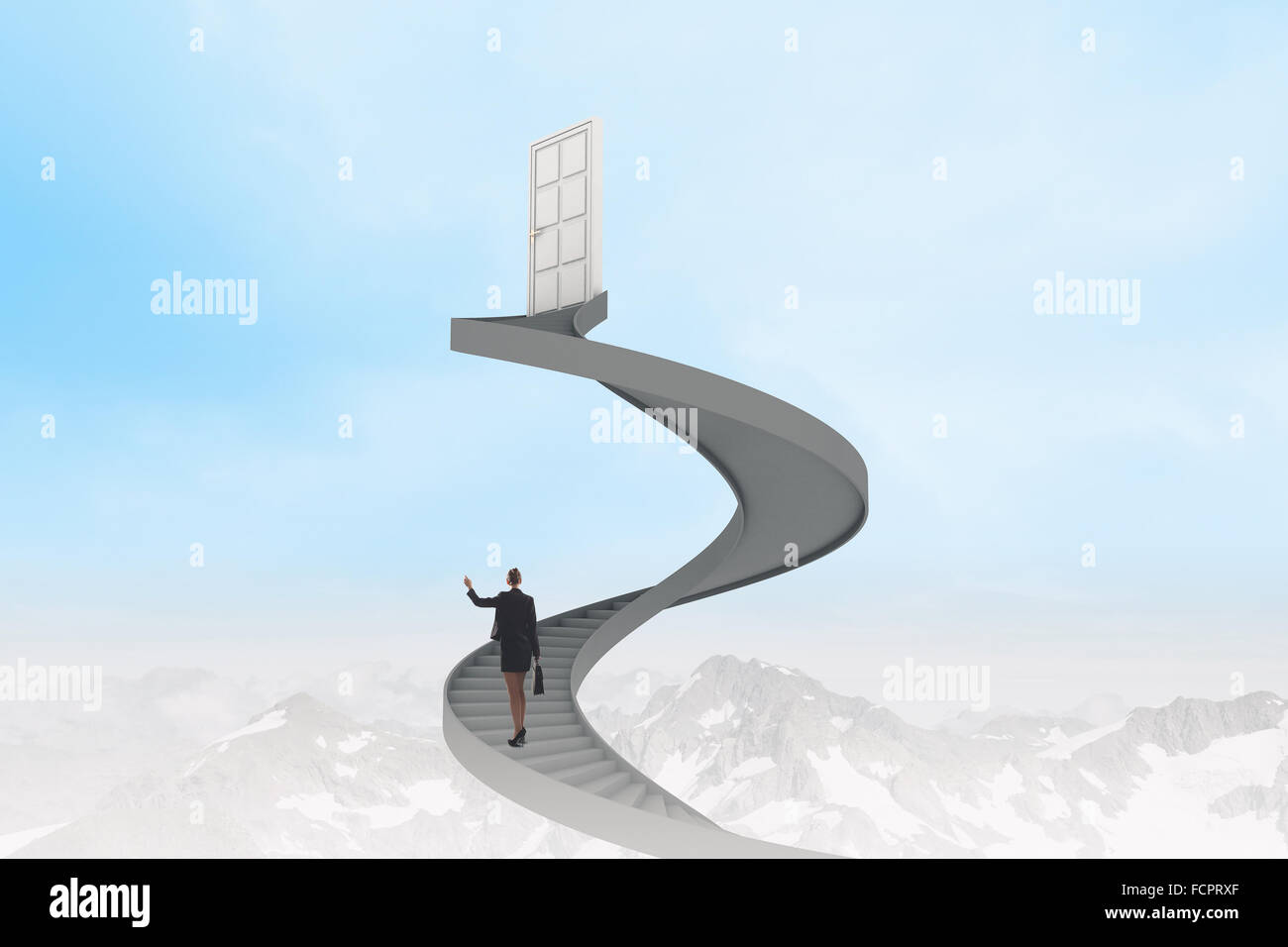 Imprenditrice a piedi fino alla scalinata porta in cielo Foto Stock