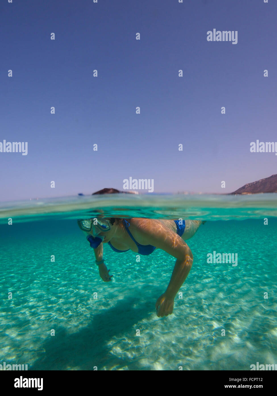 Snorkeling nel Mediterraneo presso la Blue Lagoon, Cipro Foto Stock